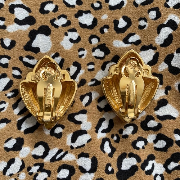 Vintage St. John Clip Earrings - Picture 3 of 6